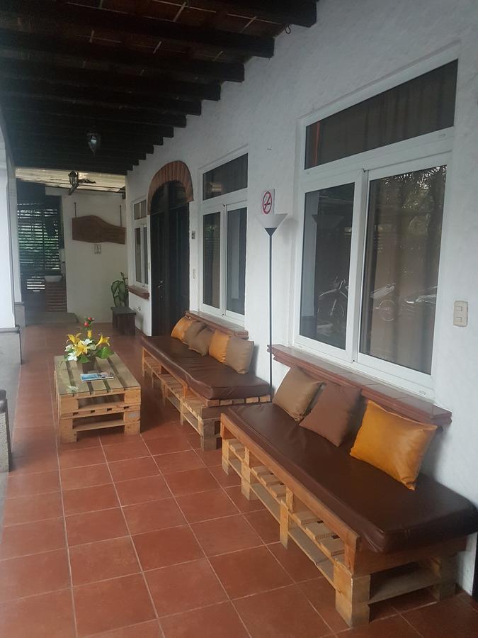 Casa Bourbon Hotel Retalhuleu Exterior photo